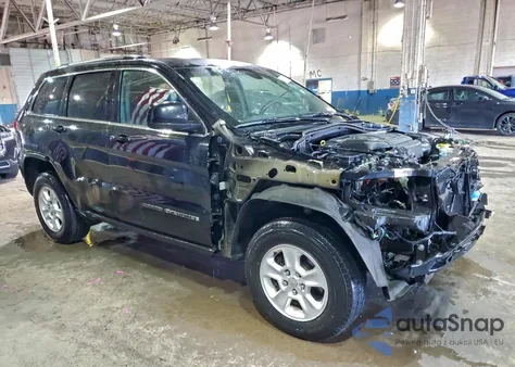 2017 Jeep Grand Cherokee Laredo z USA, uszkodzony, nr VIN 1C4RJFAG8HC700958